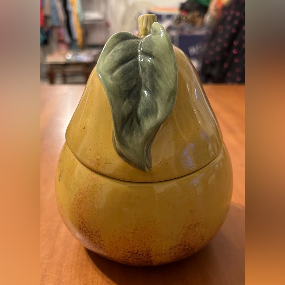 CERTIFIED INTERNATIONAL RAYMOND WAITES CORNUCOPIA Pear Canister Lidded Jar 7"H